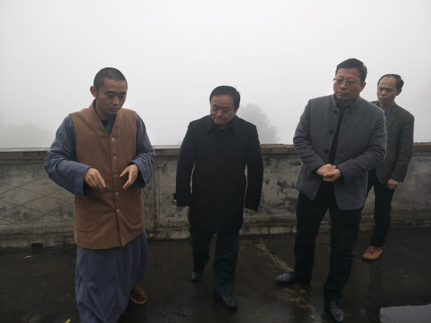 文旅集团董事长、总经理王叙宇考察五祖寺简讯