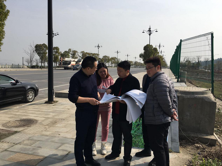 陪同艾克逊集团考察庐山市旅游资源