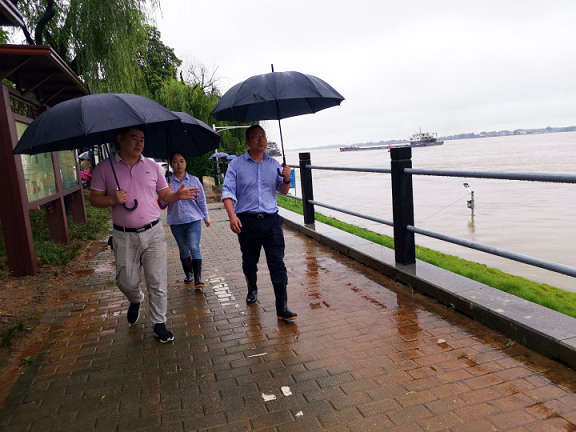 一面党旗，就是一份信仰 一名党员，就是一份责任担当&mdash;&mdash;记市文旅集团全面打响防汛保卫战