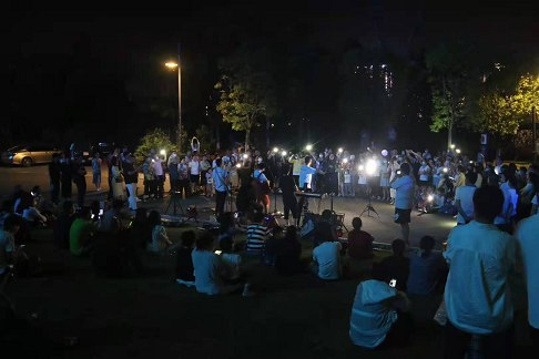 文艺轻骑兵 | 街头乐队即将点燃&ldquo;浔城之恋&rdquo;