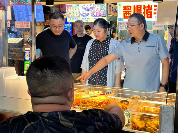 市文旅集团开展夜市考察 为&ldquo;夜经济&rdquo;发展注入文旅新动能