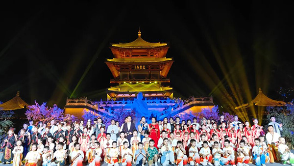 红似火，人如潮！中秋国庆假期首日，文旅活动&ldquo;活力无限&rdquo;