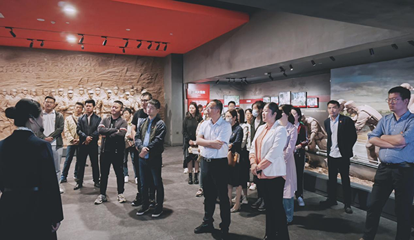 1683512903136755.png 图片3.png