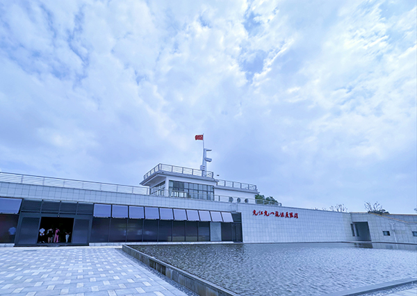 1705629014869844.jpg 封面.jpg