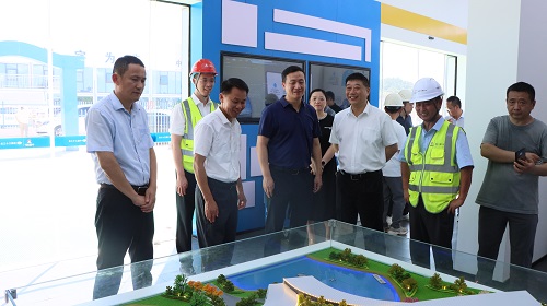 1753342189625208.jpg 走访慰问1.JPG